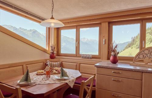 Bramberg am Wildkogel Apartment | PETER'S - Bergbauernhof mit Weitblick