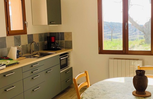 Le Barroux Apartment | Petit gîte de la colline
