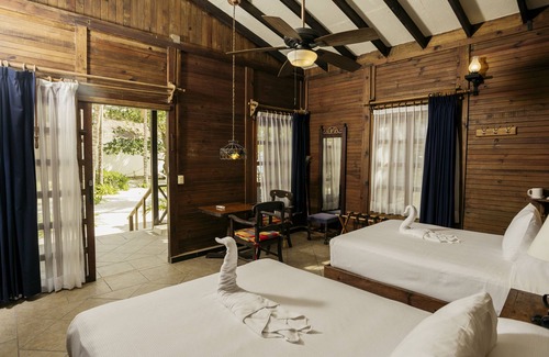 Villa Juarez Resort | Petit Lafitte Hotel