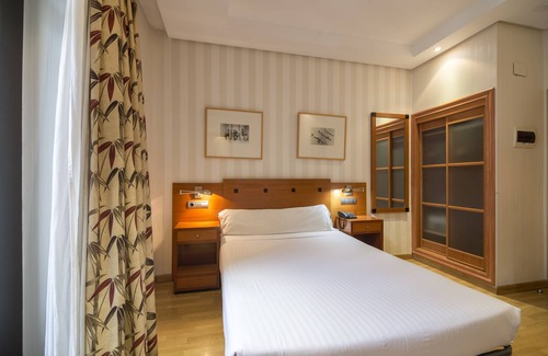 Sol Hotel | Petit Palace Preciados
