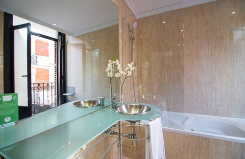 Sol Hotel | Petit Palace Preciados