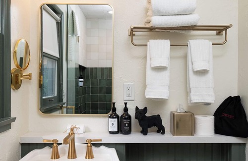 San Luis Obispo Hotel | Petit Soleil