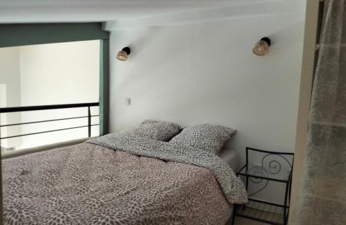 Gerzat Apartment | Petit studio cosy, calme absolu et indépendant