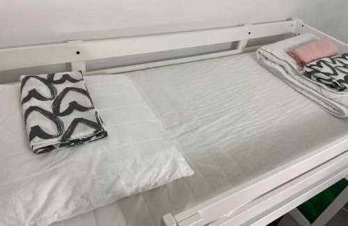Comedie Apartment | Petit studio rénové à la place Comédie
