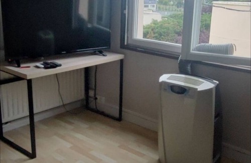 Pessac Apartment | Petit Studio Simple et Calme