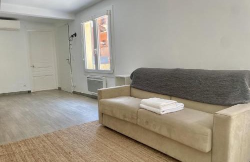 Roquebrune-Cap-Martin Villa | Petite Maison avec Terrasse