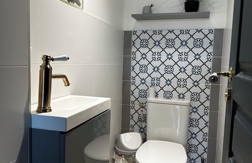 Saint Antoine House | Petite Maison Charmante et Calme Nice