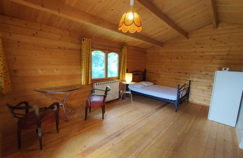 Saint-Cyr-sur-Mer Ski Chalet | Petite Maison Avec Jardin et Piscine en Provence