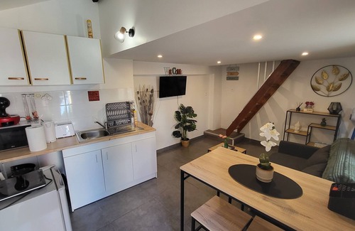 Nogent-le-Rotrou House | Petite Maison Avec Terrasse à 5min de la Gare et 3min du Centre Ville