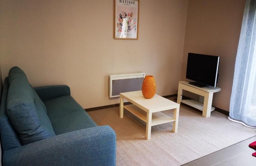 Arenes Romaines - Saint-Martin-du-Touch Apartment | Petite maison T2 Saint Martin du touch