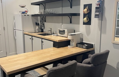 Abbeville Apartment | Petite Retreat