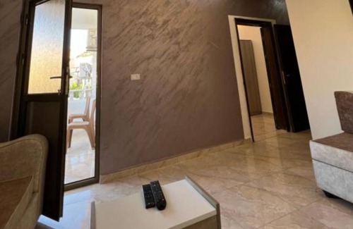 Amman Apartment | Petra Heaven Boutique - Superior King Room with Balcony