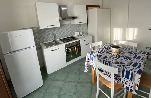 Marina di Pisciotta House | Petra Marina Maris is an apartment with terrace overlooking the sea