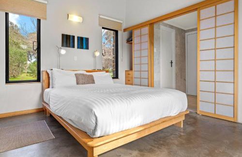 Yallingup House | Petra Olive 2