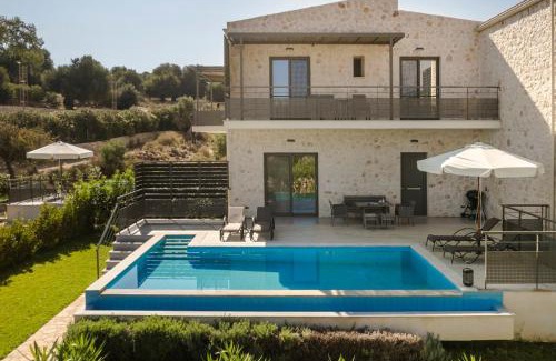 Eleios-Pronnoi Villa | Petradi Villas Skala