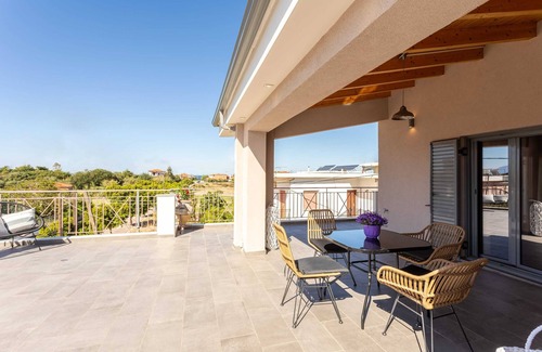 Lepreo Condo | Petrino Serene Nest - Bright Getaway