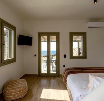 Kithnos Apartment | Petroto