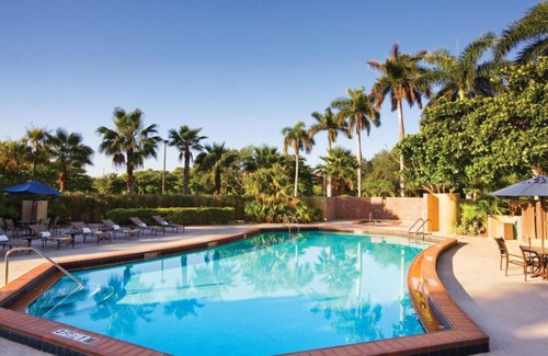Ludlam Hotel | Pets Allowed, FREE Parking! 3 Convenient Suites Near Winton Lake and Dulle Park
