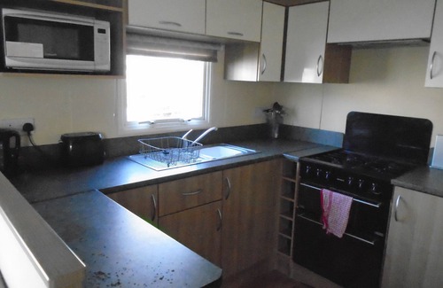 Heacham House | Pets go Free 3 Bedroom Caravan at Heacham Beach