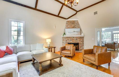 Summerville House | Pets Welcome, Golf Course View Legend Oaks Home!