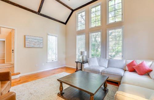 Summerville House | Pets Welcome, Golf Course View Legend Oaks Home!