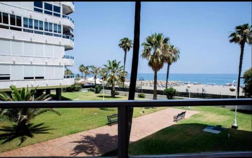 Carihuela Apartment | Pez Espada 1ª Línea Playa y Parking Incluido