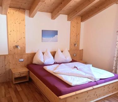 Sluderno House | Pferdehof Ansteingut
