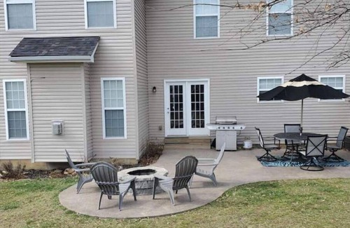 Fisherville House | PGA Hole in 1! 3 Minutes from Valhalla!