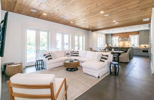 Palm Valley House | PGA Players Championship Haven