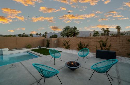 La Quinta Villa | PGA West (STADIUM course!)WALK to ERNIES!Brand new