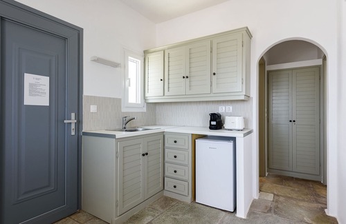 Piso Livadi Apartment | Phaedrus Living Paros Residences 9