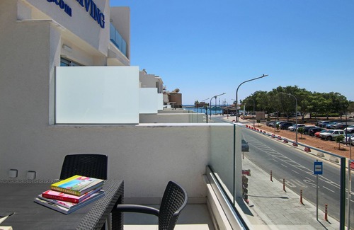 Paphos Apartment | Phaedrus Living: Seaside Luxury Flat Harbour 109