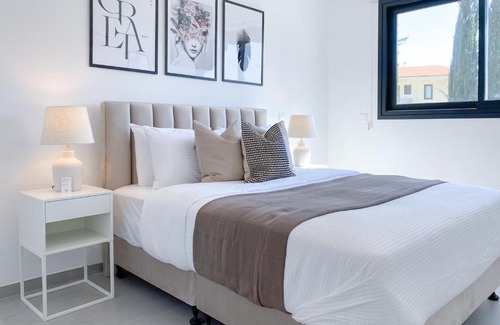 Aglantzia Apartment | Phaedrus Living White Hills Suites Panoramic View