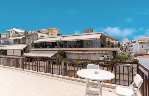 Chalcis Apartment | Phaedrus Living Xalkida Sunlit Marron