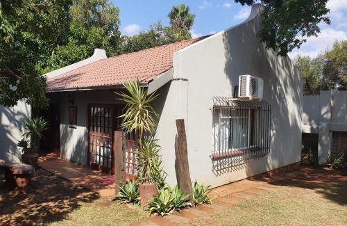 Schoemansville House | Phala Lodge