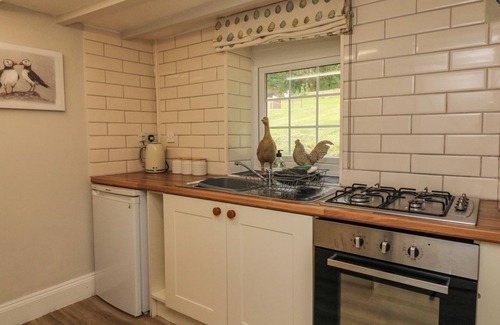 Watermouth Cottage | PHEASANT COTTAGE, pet friendly, country holiday cottage in Ilfracombe