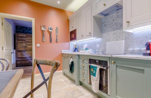 Buxton House | Pheasant Cottage - Uk31489