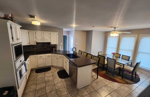 Cordova House | Phenomenal 4 Bedroom Home - The Ultimate Retreat.
