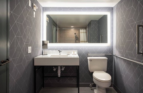 Society Hill Hotel | Philadelphia Marriott Old City