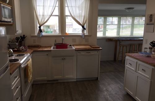 Philipsburg House | PHILIPSBURG NOB HILL HOUSE 2 BEDROOM 1 BATH