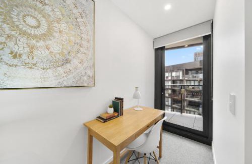 Phillip Apartment | Phillip 2-Bed: Chic Interiors Amazing Amenities