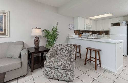 Gulf Shores Apartment | Phoenix All Suites West Hotel