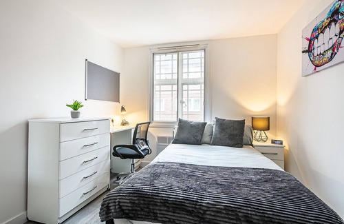 Sheffield City Centre Apartment | Phoenix Court - By Resify