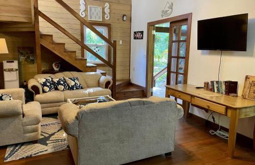 Antoneys Cay House | Phoenix House