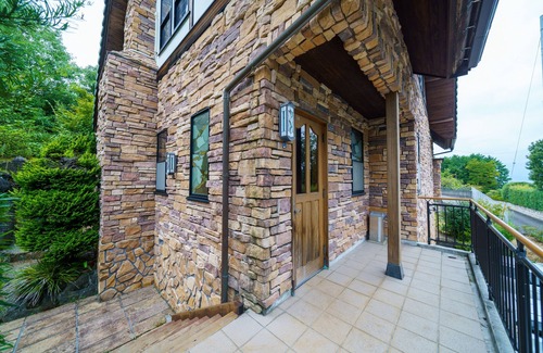 Izunokuni House | Phoenix