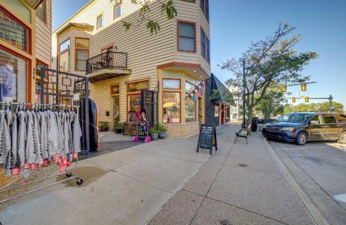 South Haven Apartment | Phoenix Nest South Haven Condo River View!