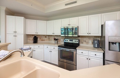 Orange Beach Condo | Phoenix On The Bay 1414 2 Bedroom Condo by Redawning