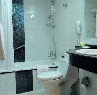 Al Wahdah Apartment | Phoenix Plaza Hotel Apartments