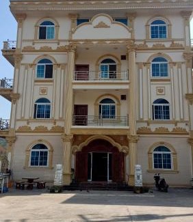 Muang Khua Hotel | Phongpadith