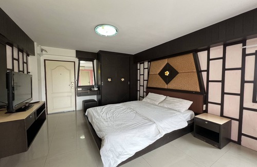 Chan Kasem Hotel | Phongsathon Mansion